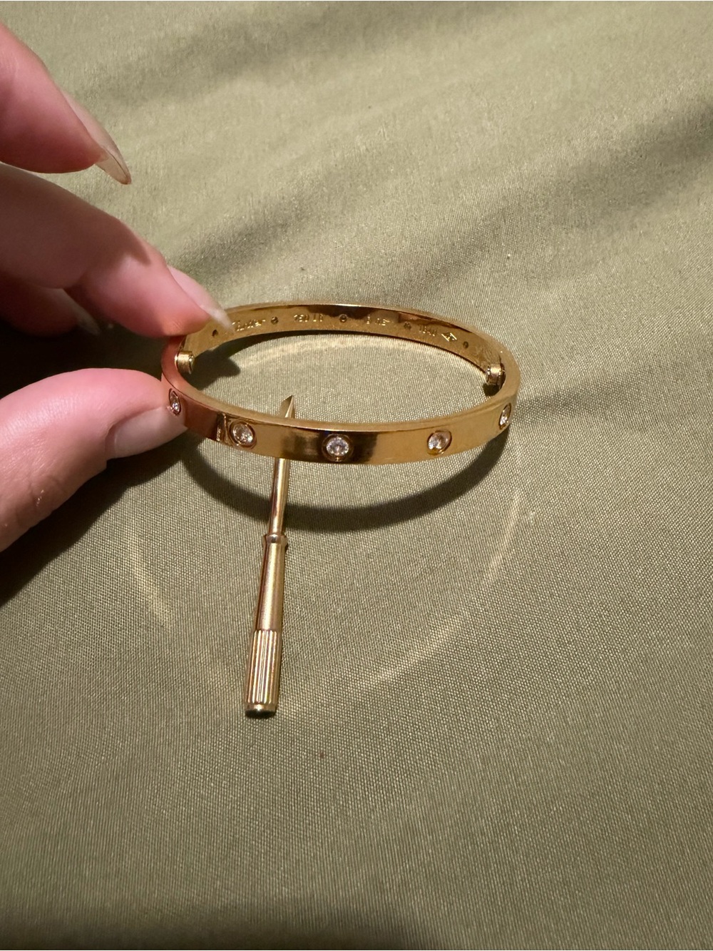 18k Gold Love Screw Bangle Bracelet